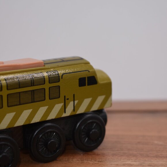 Diesel 10 - 2003 Thomas Tank Engine & Friends Wood Wooden Railway Train … - Picture 4 of 9